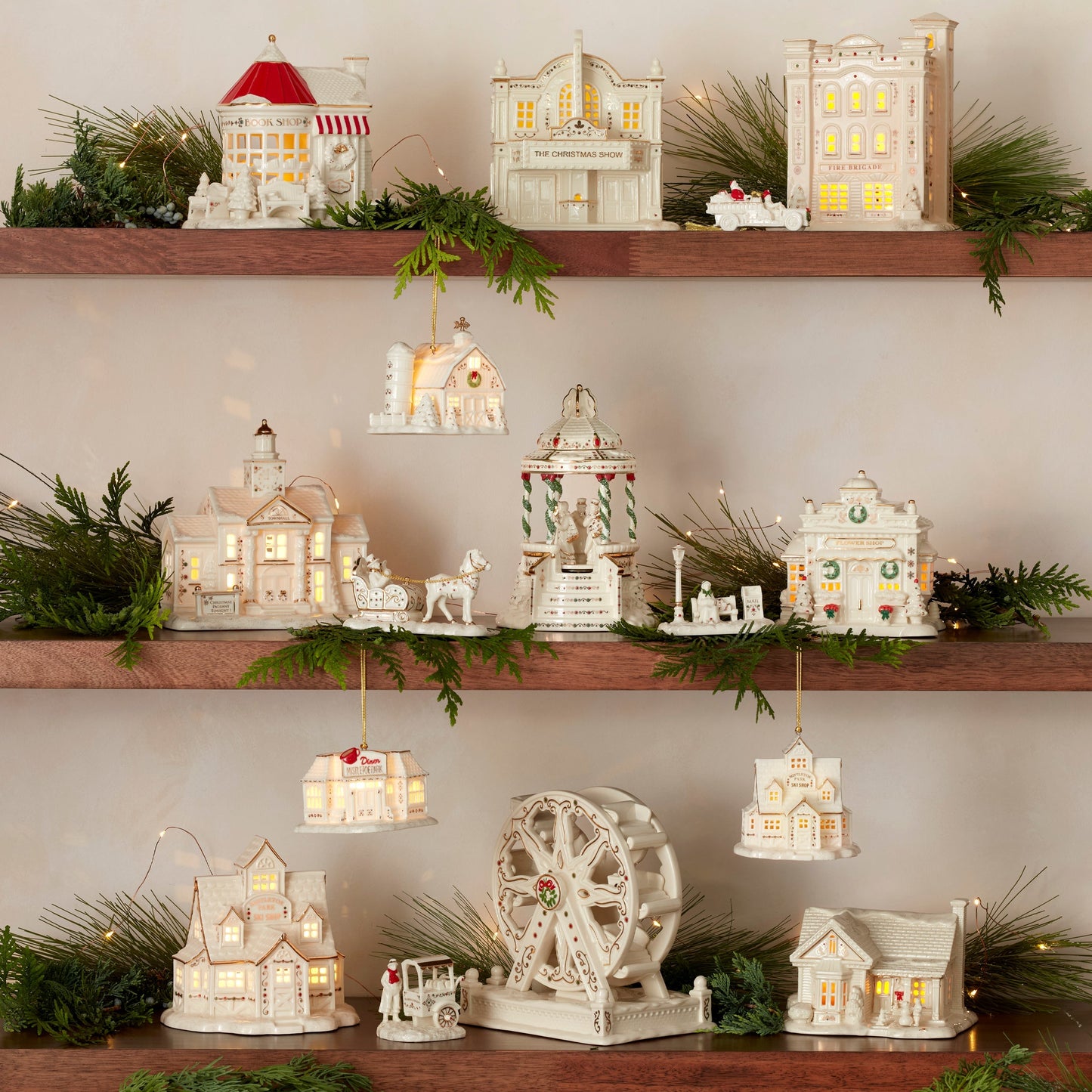 Mistletoe Park Lit Flower Shop Figurine