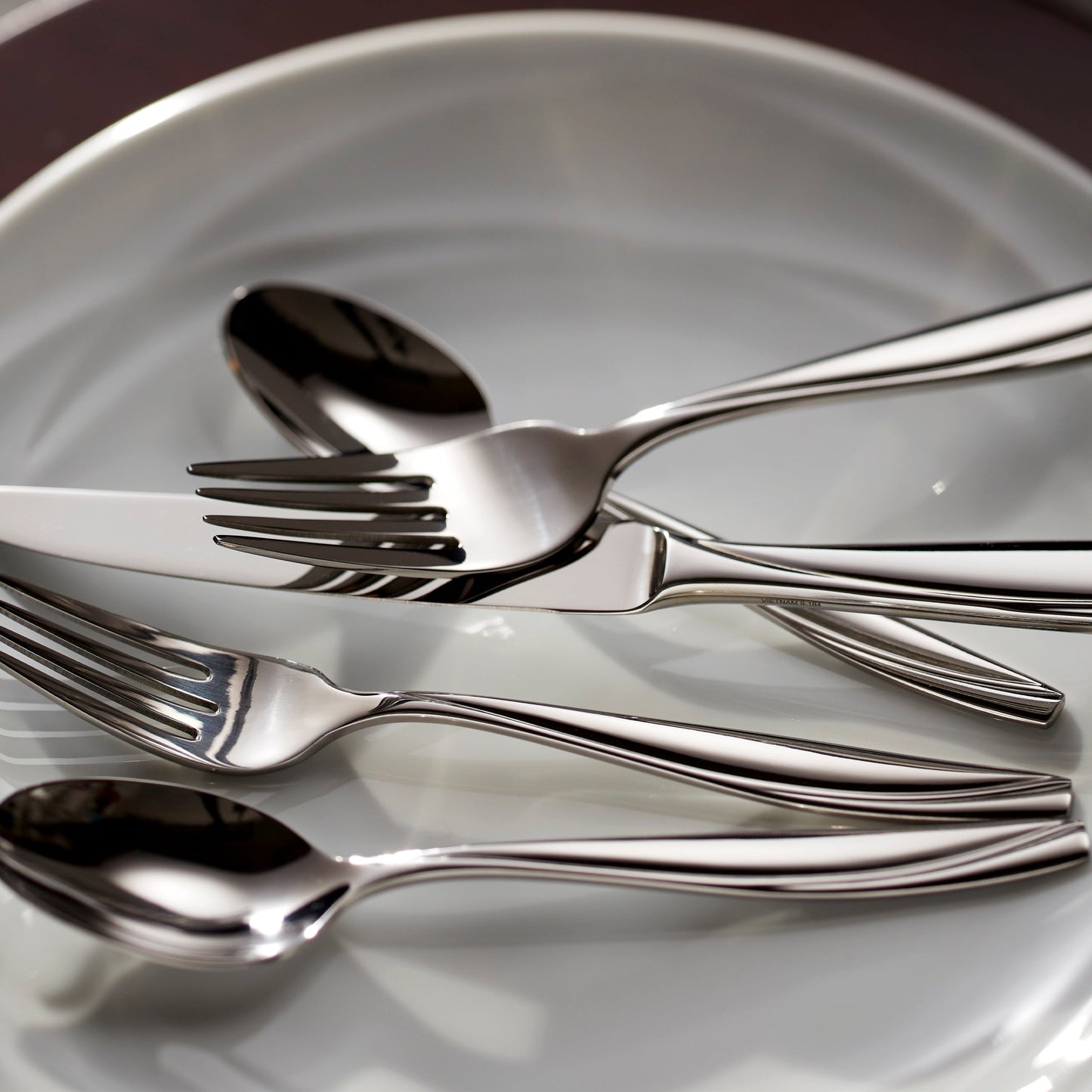 Camlynn 20-Piece Flatware Set