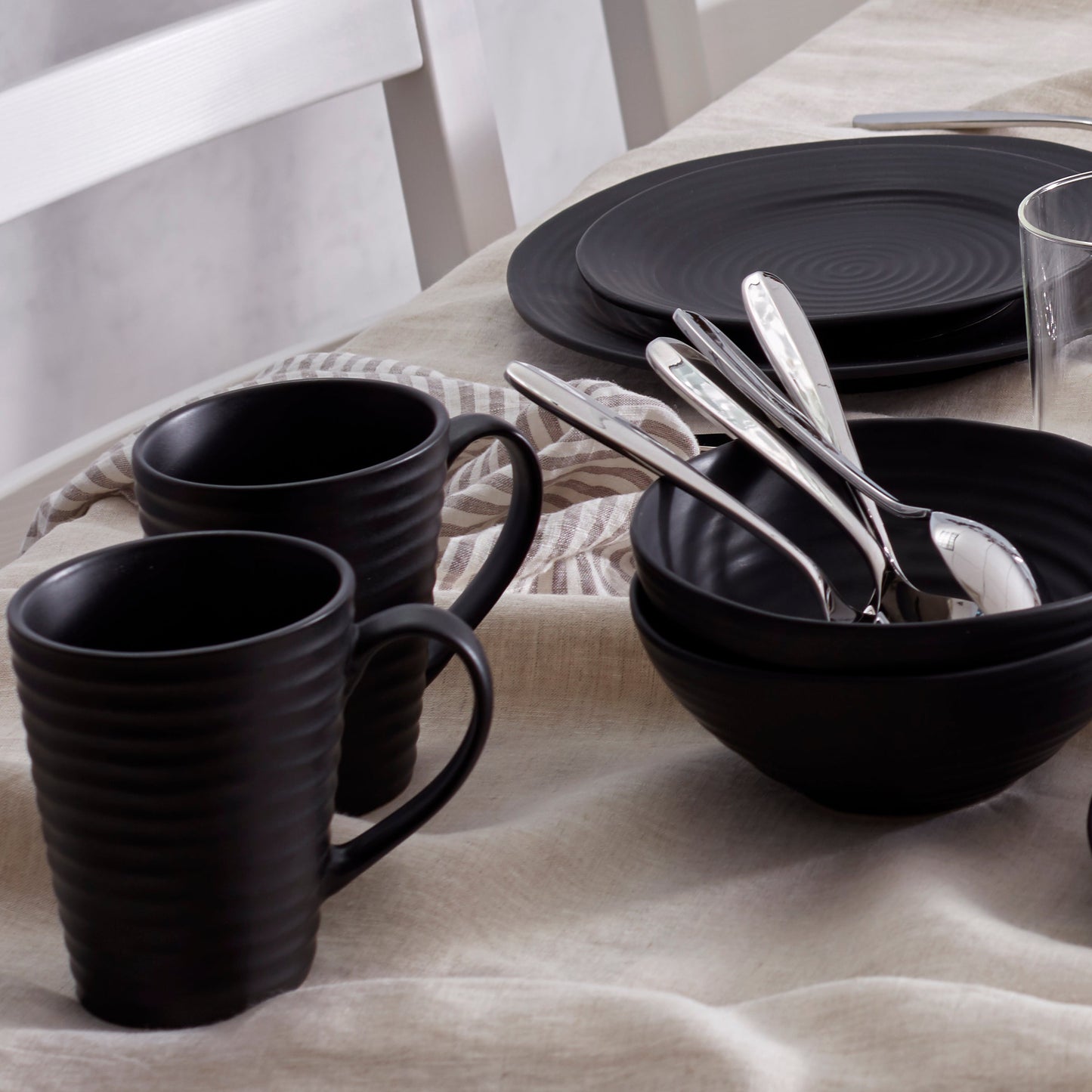 Ridge Black Mugs, Set of 4