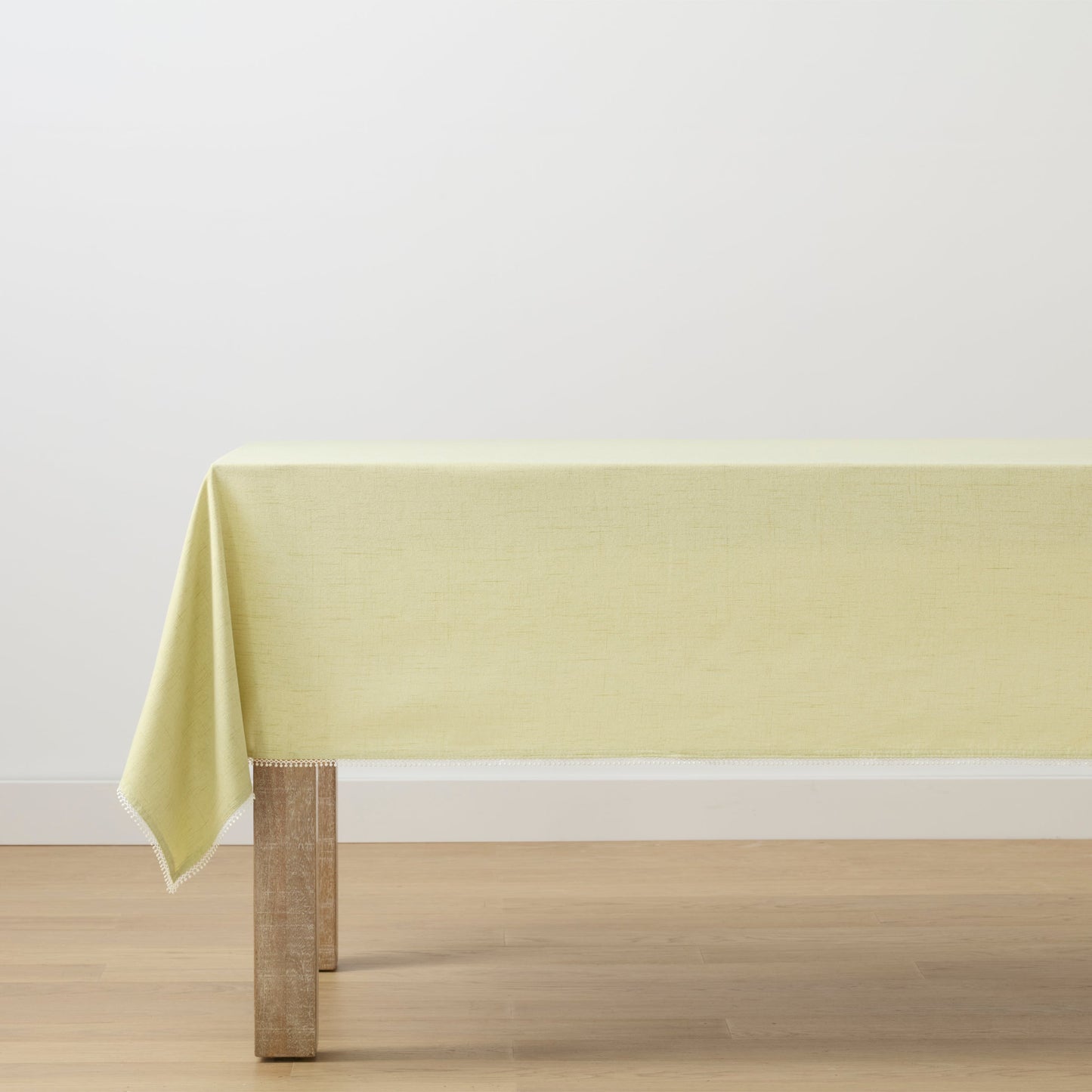 French Perle Pistachio 60x120 Tablecloth