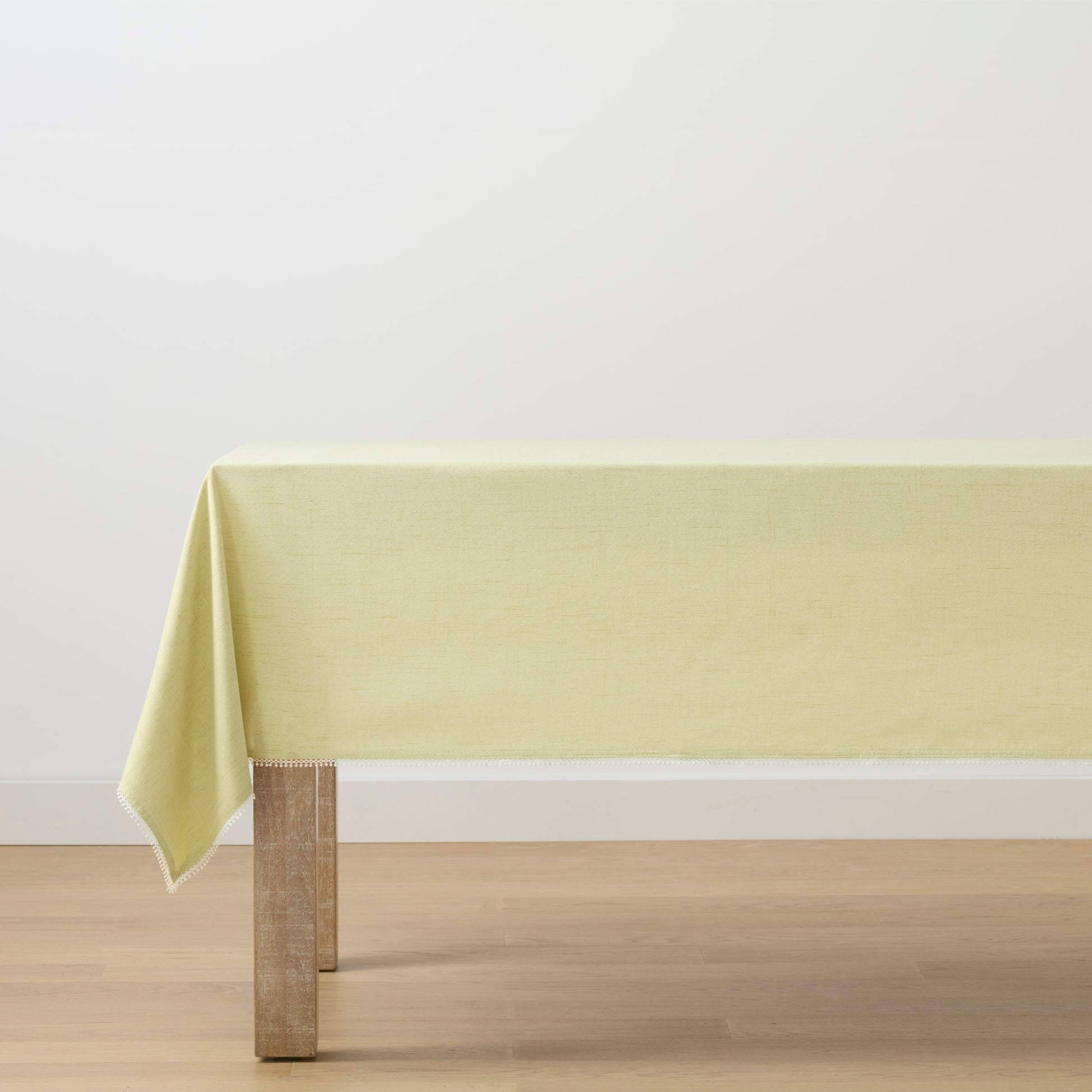 French Perle Pistachio 60x120 Tablecloth