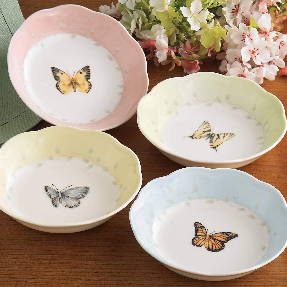 Butterfly Meadow Fruit Bowls, Set 4