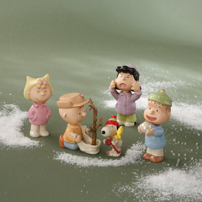 Peanuts "A Charlie Brown Christmas" 5-Piece Figurine Set