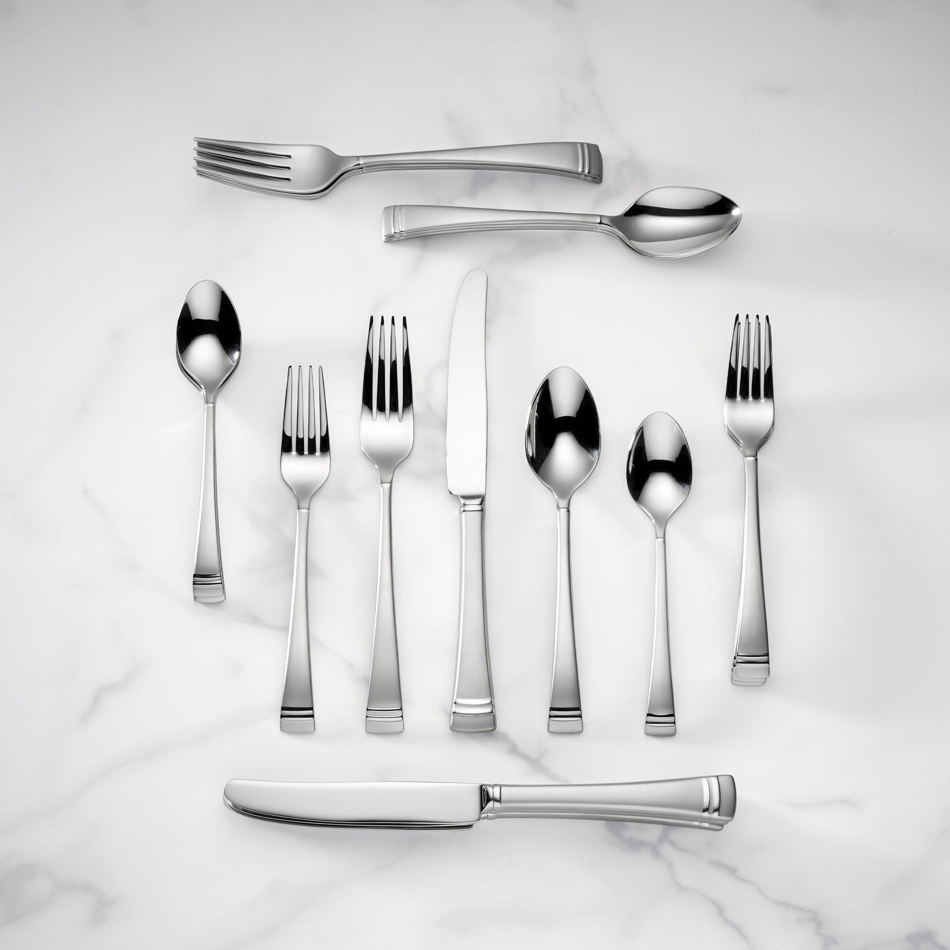 Federal Platinum Frosted 20-Piece Flatware Set