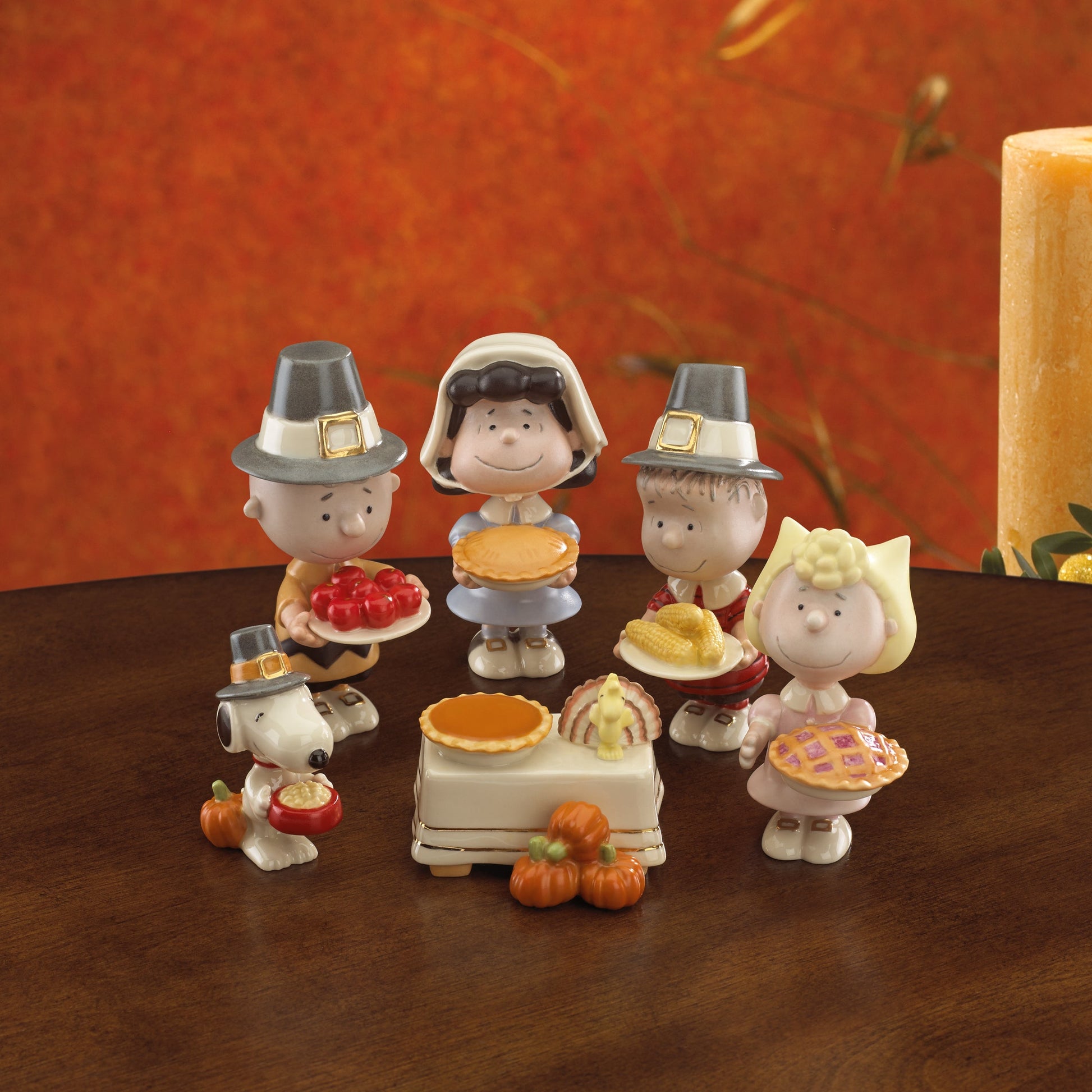 Peanuts Thanksgiving 6-Piece Figurine Set