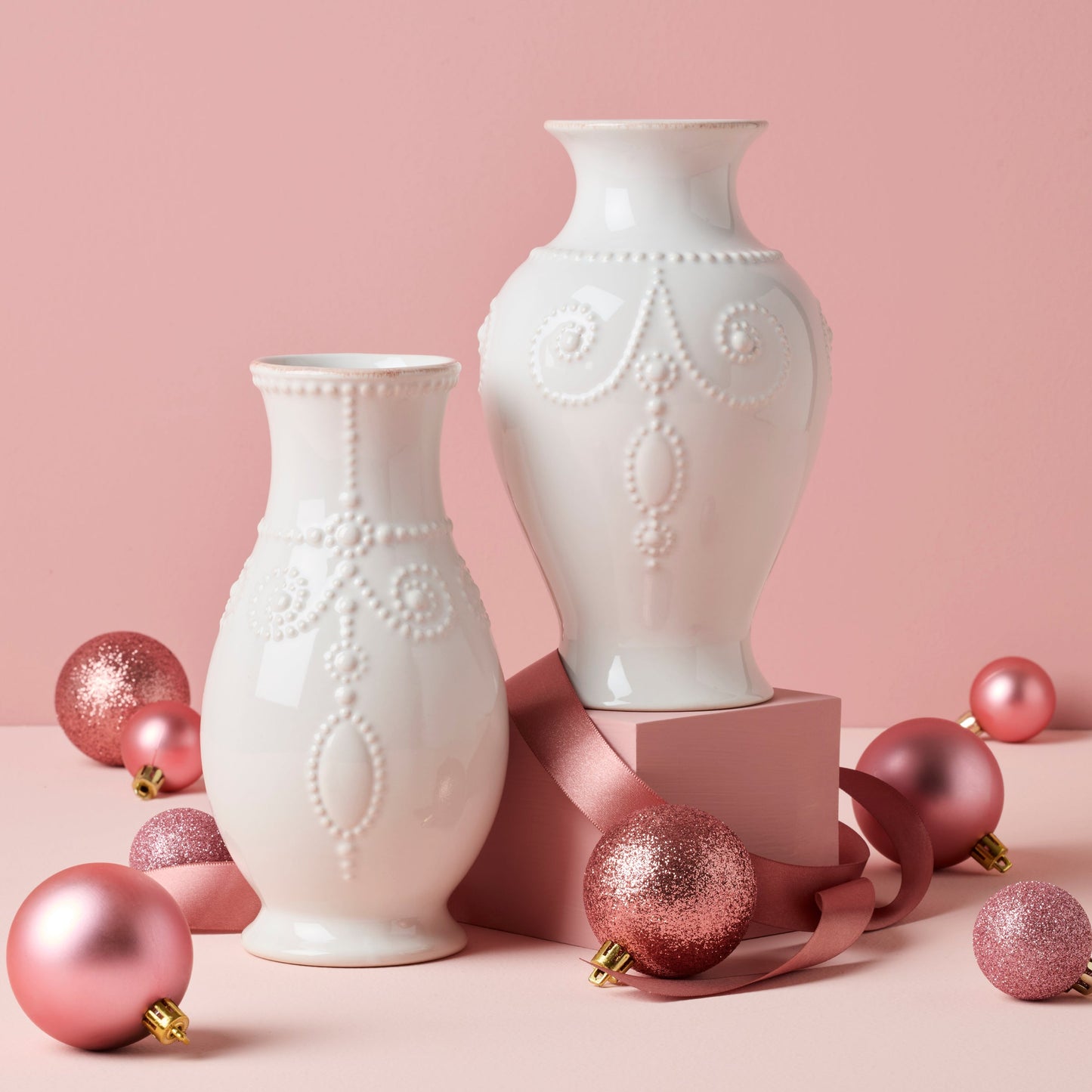 French Perle White Bouquet Vase