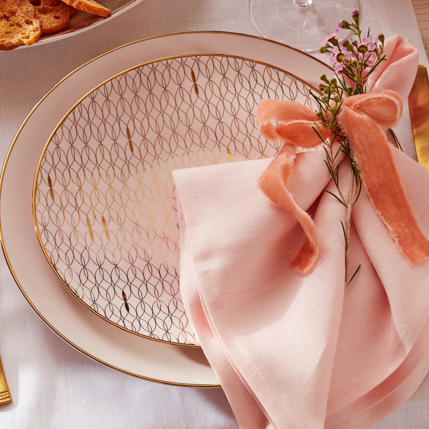 Trianna Blush 12-Piece Dinnerware Set