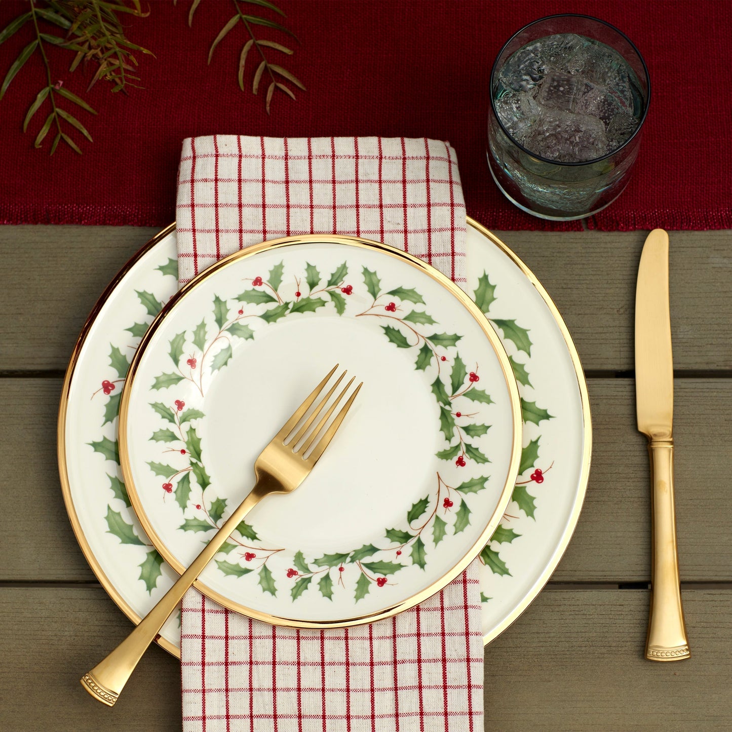 Portola Gold Satin 20-Piece Flatware Set