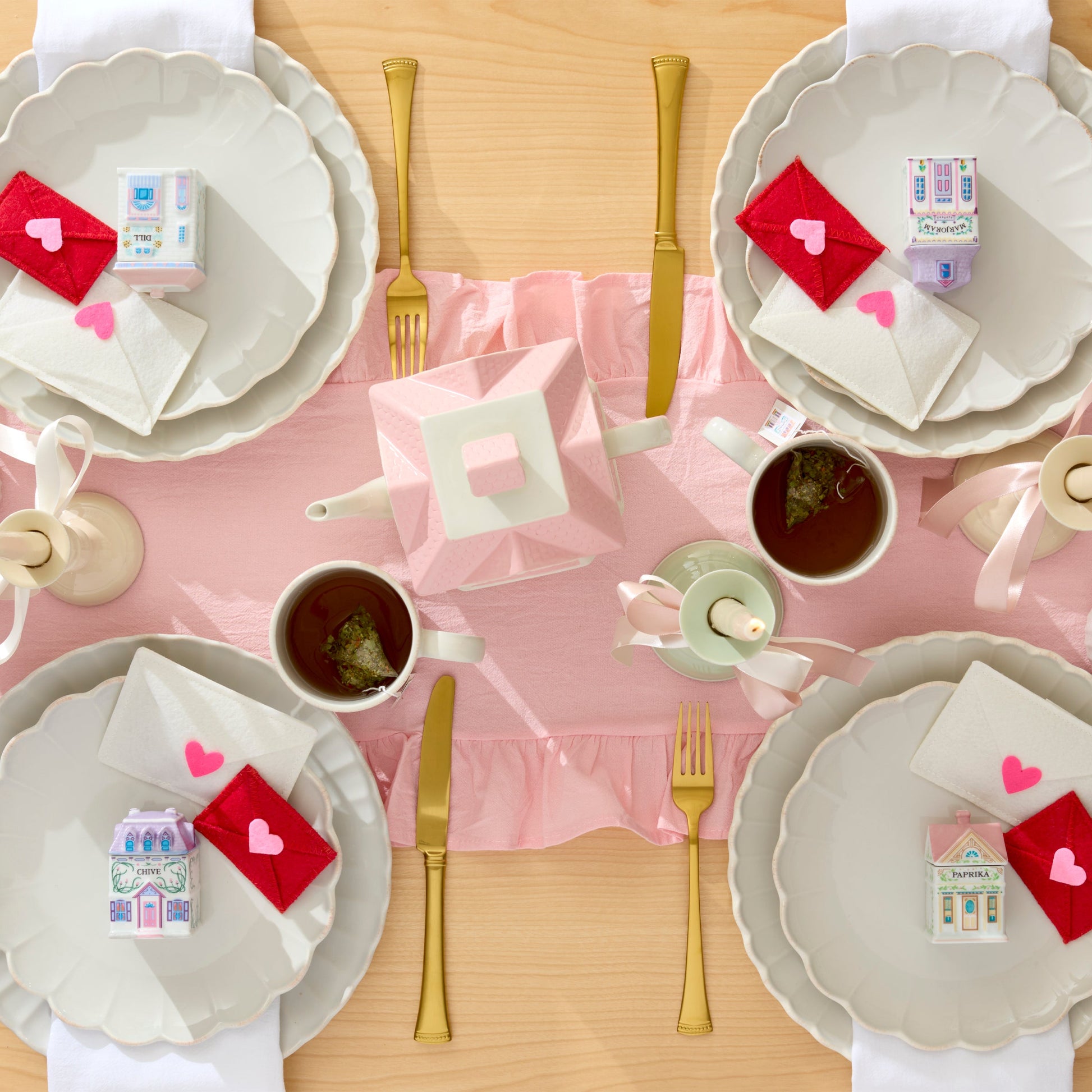 French Perle Scallop White 12-Piece Dinnerware Set