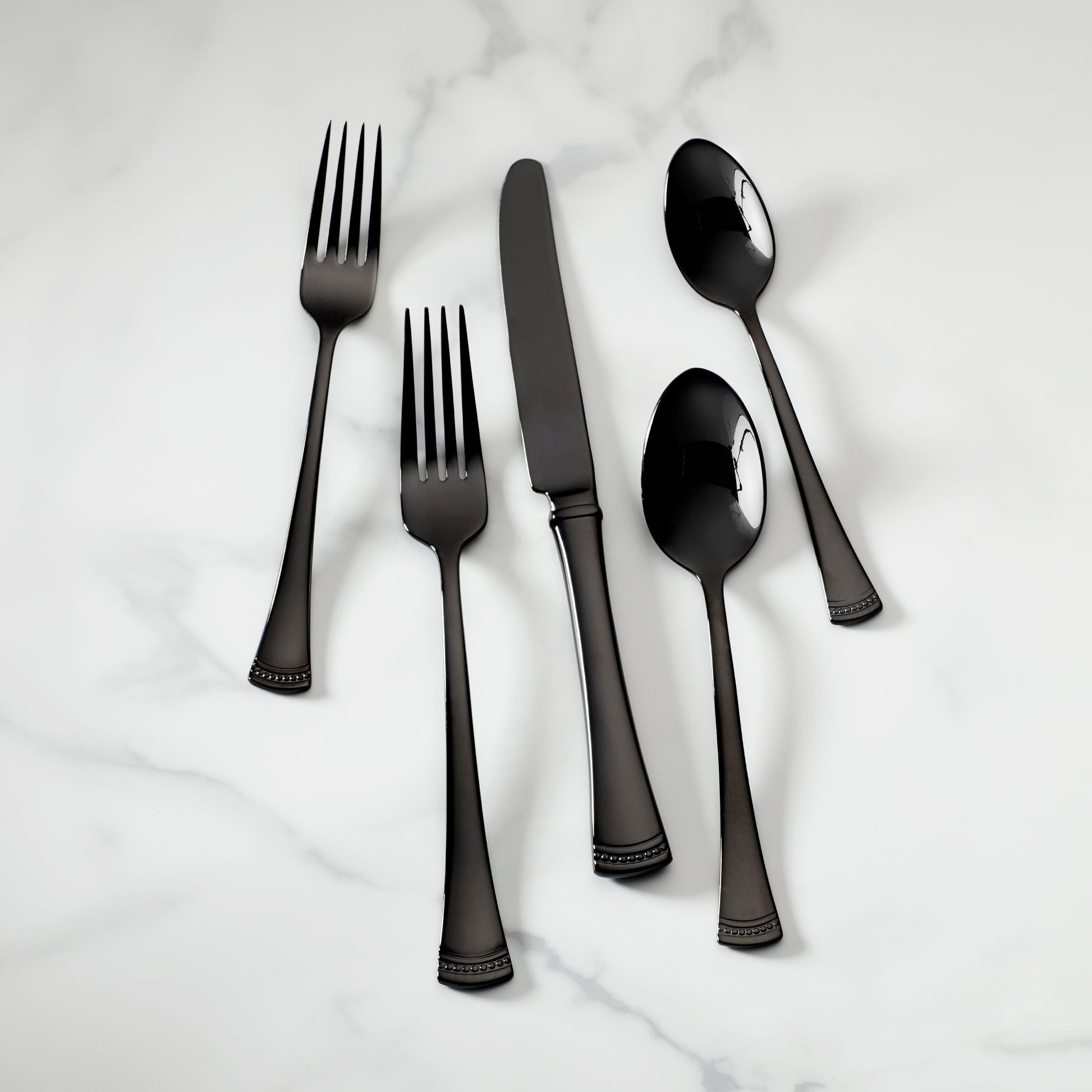 Portola Black Mirror 20-Piece Flatware Set