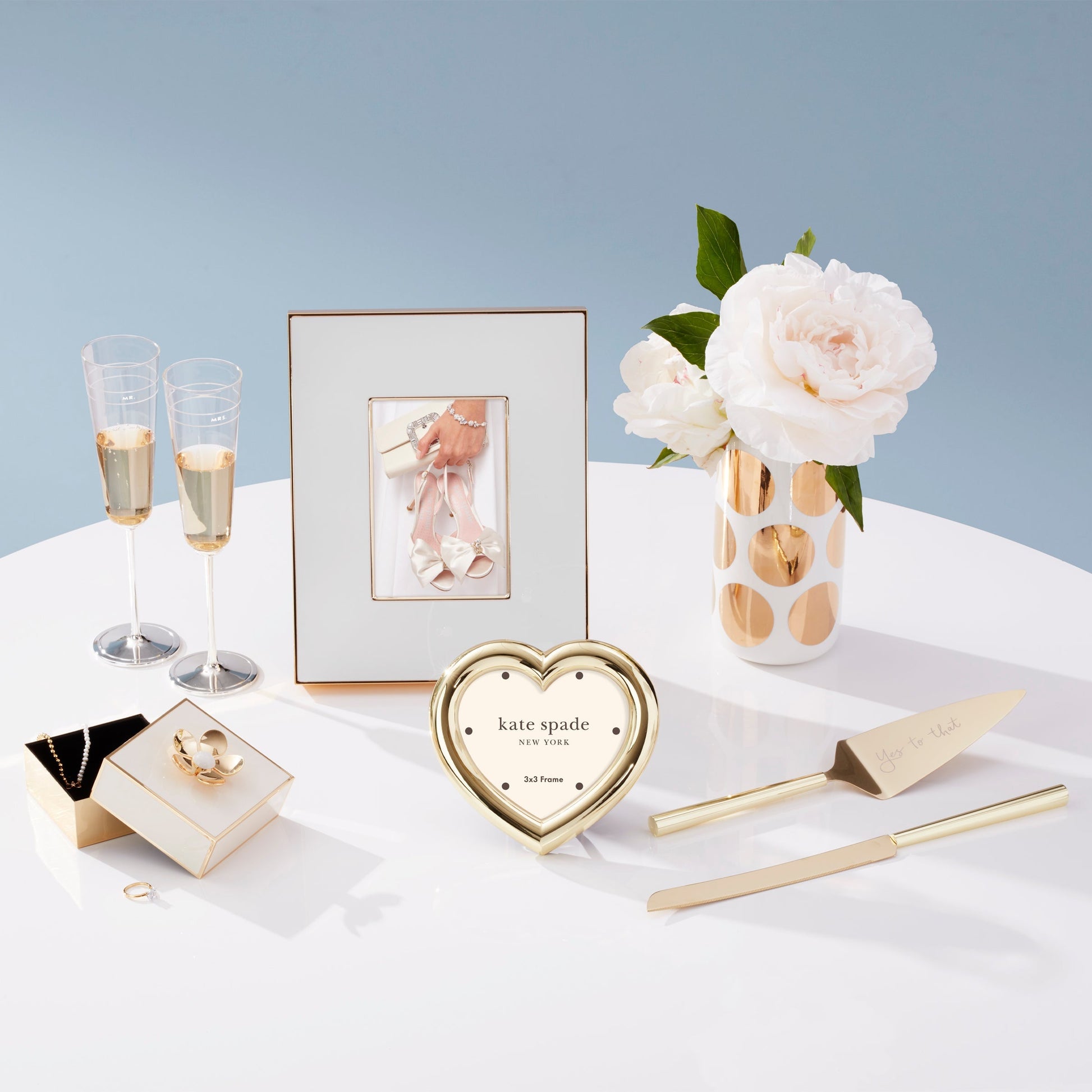 Make It Pop White 4x6 Photo Frame