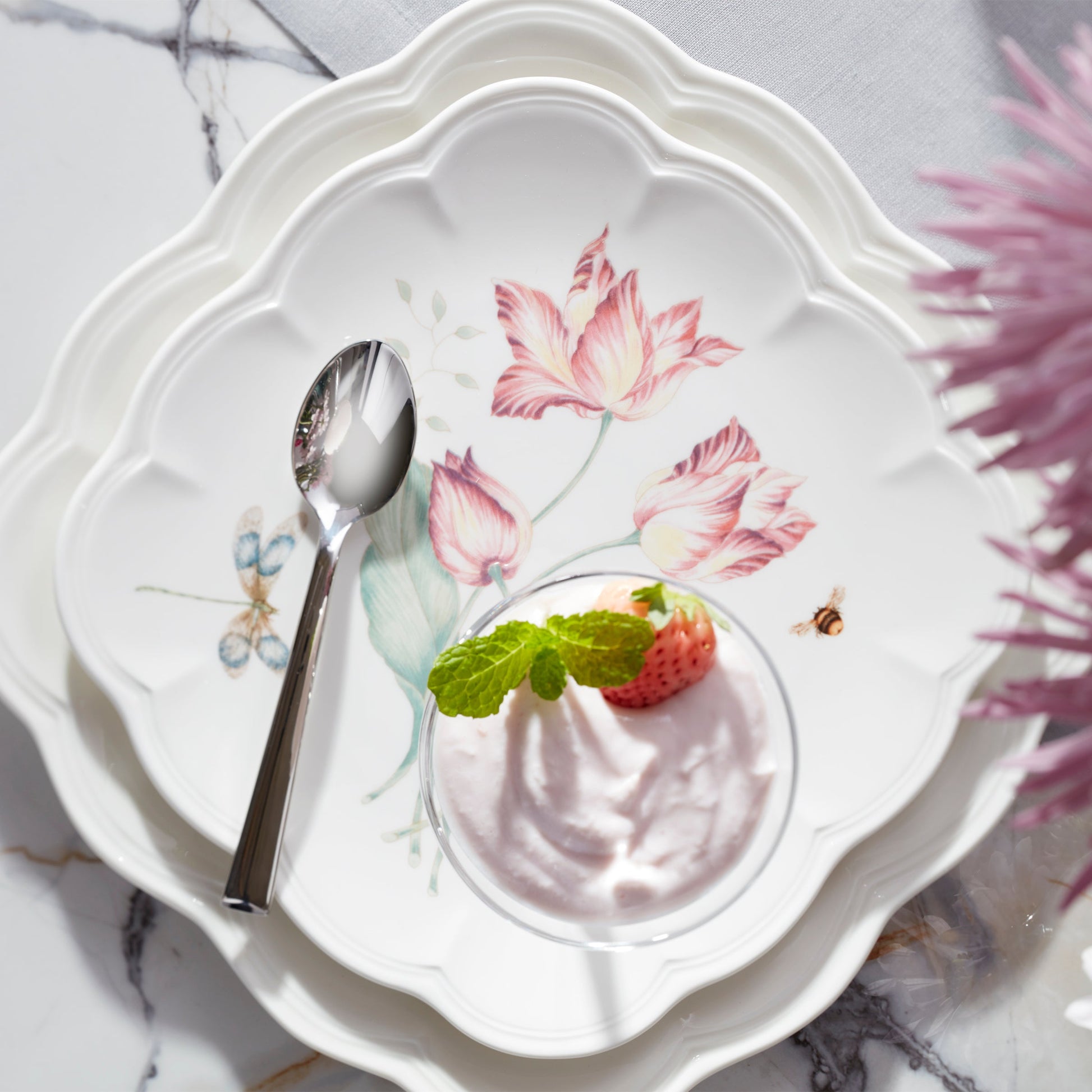 Butterfly Meadow Square 18-Piece Dinnerware Set