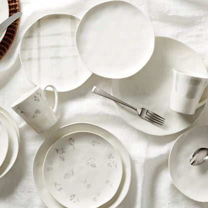 Bay Colors White Dinner Plates, Set of 4