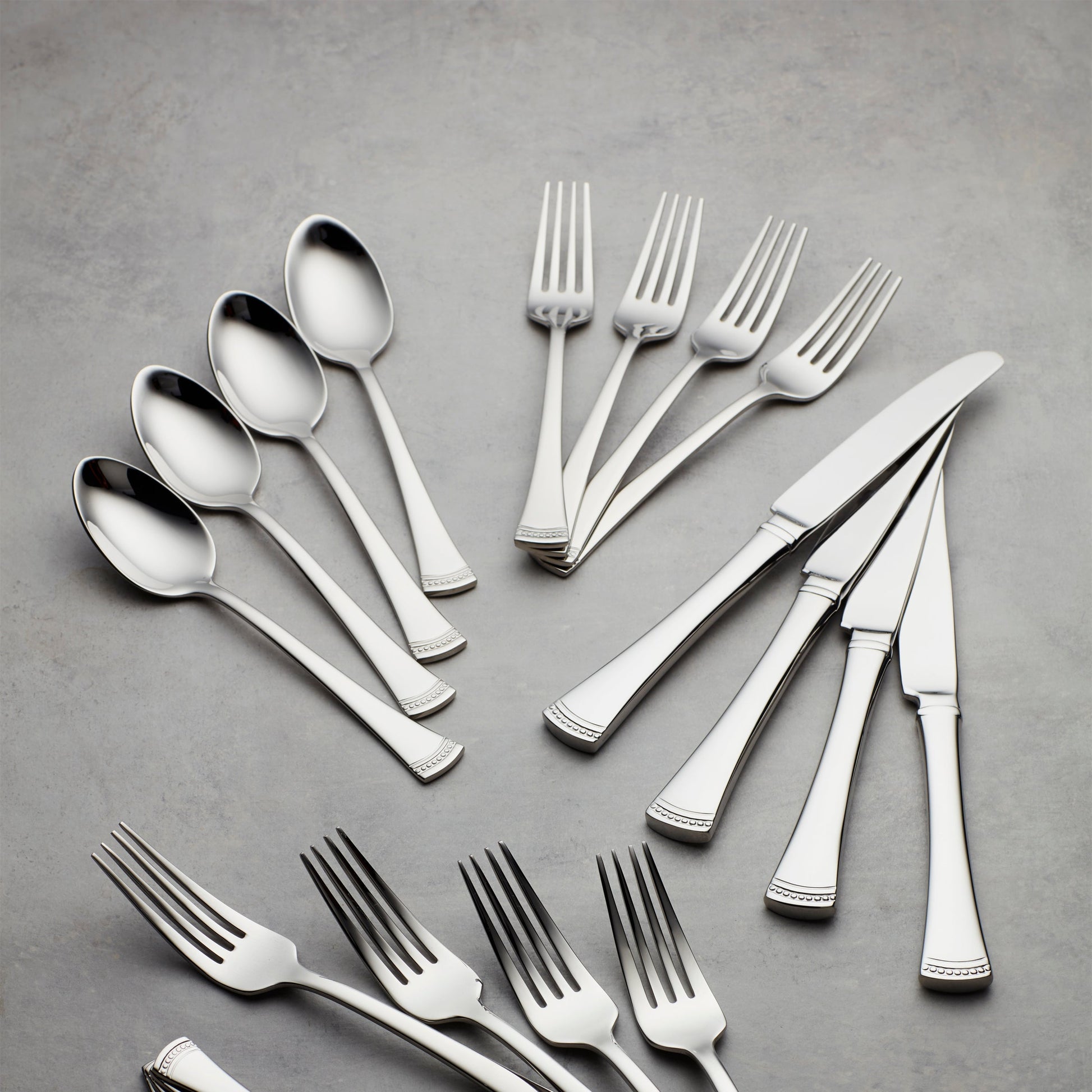 Portola Dinner Spoons, Set of 4