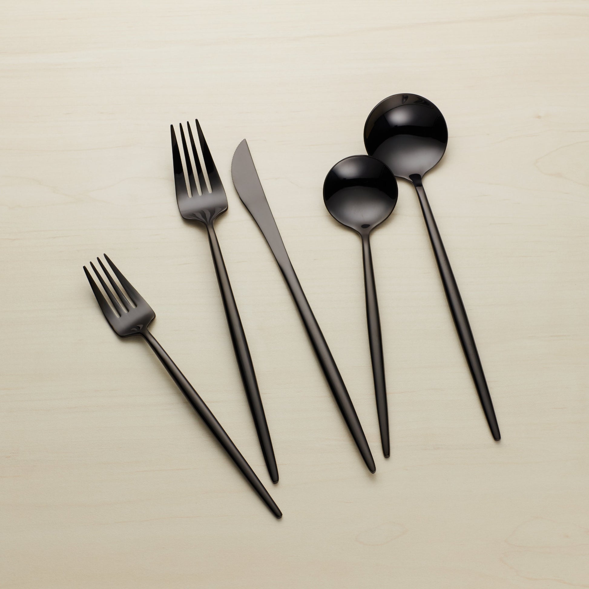 Zephyr Black Mirror 45-Piece Flatware Set