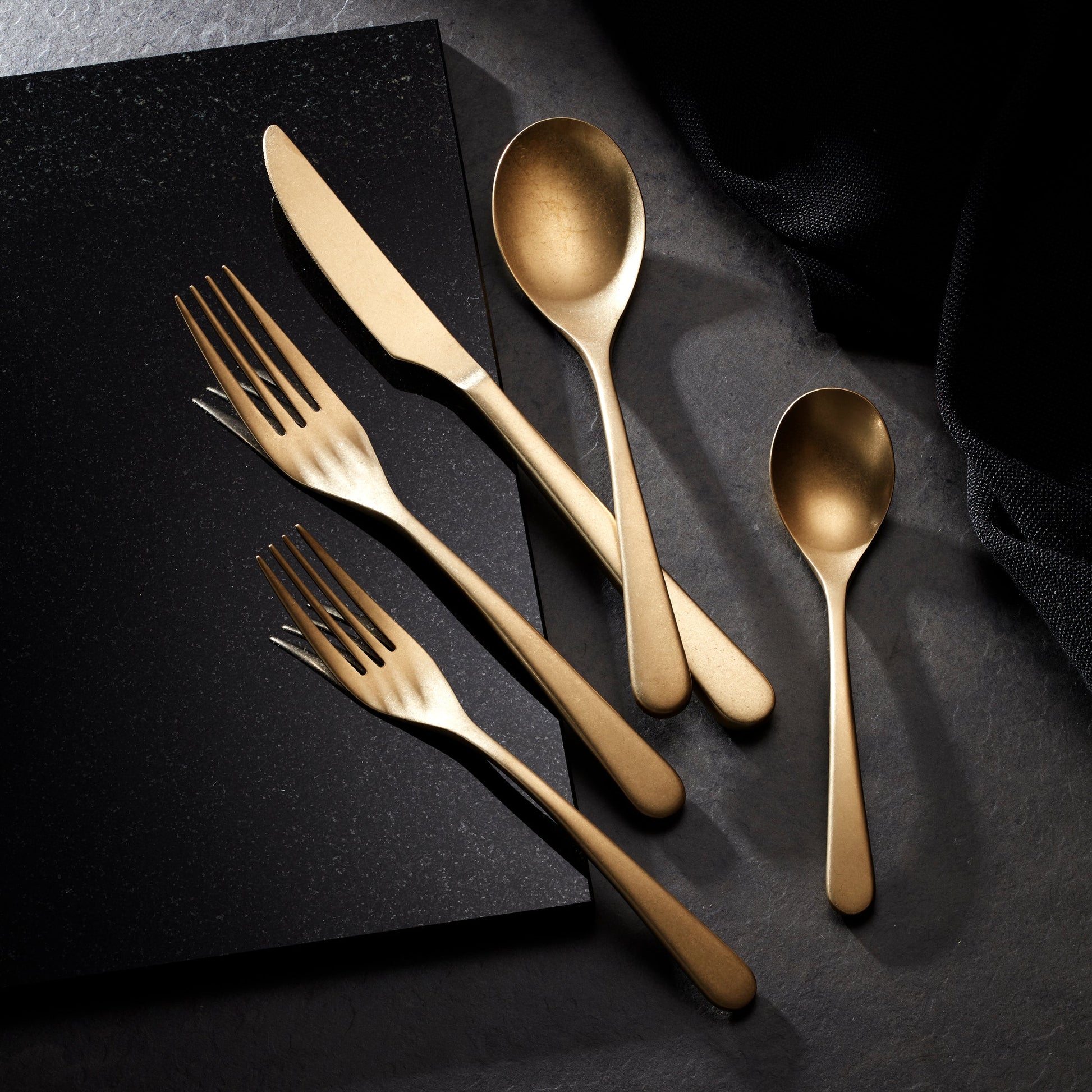 Kenbrook Champagne Vintage 20-Piece Flatware Set
