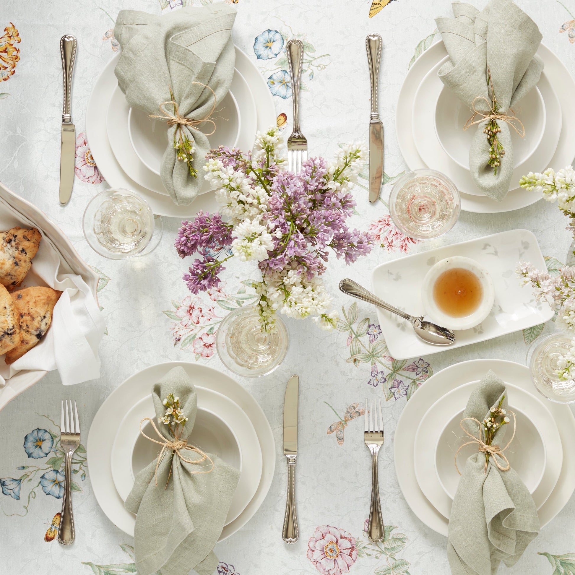 Bay Colors White Dinner Plates, Set of 4