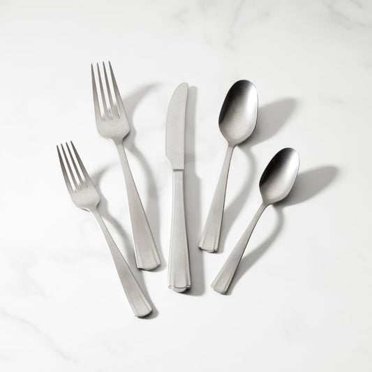 French Perle Scallop Vintage 65-Piece Flatware Set