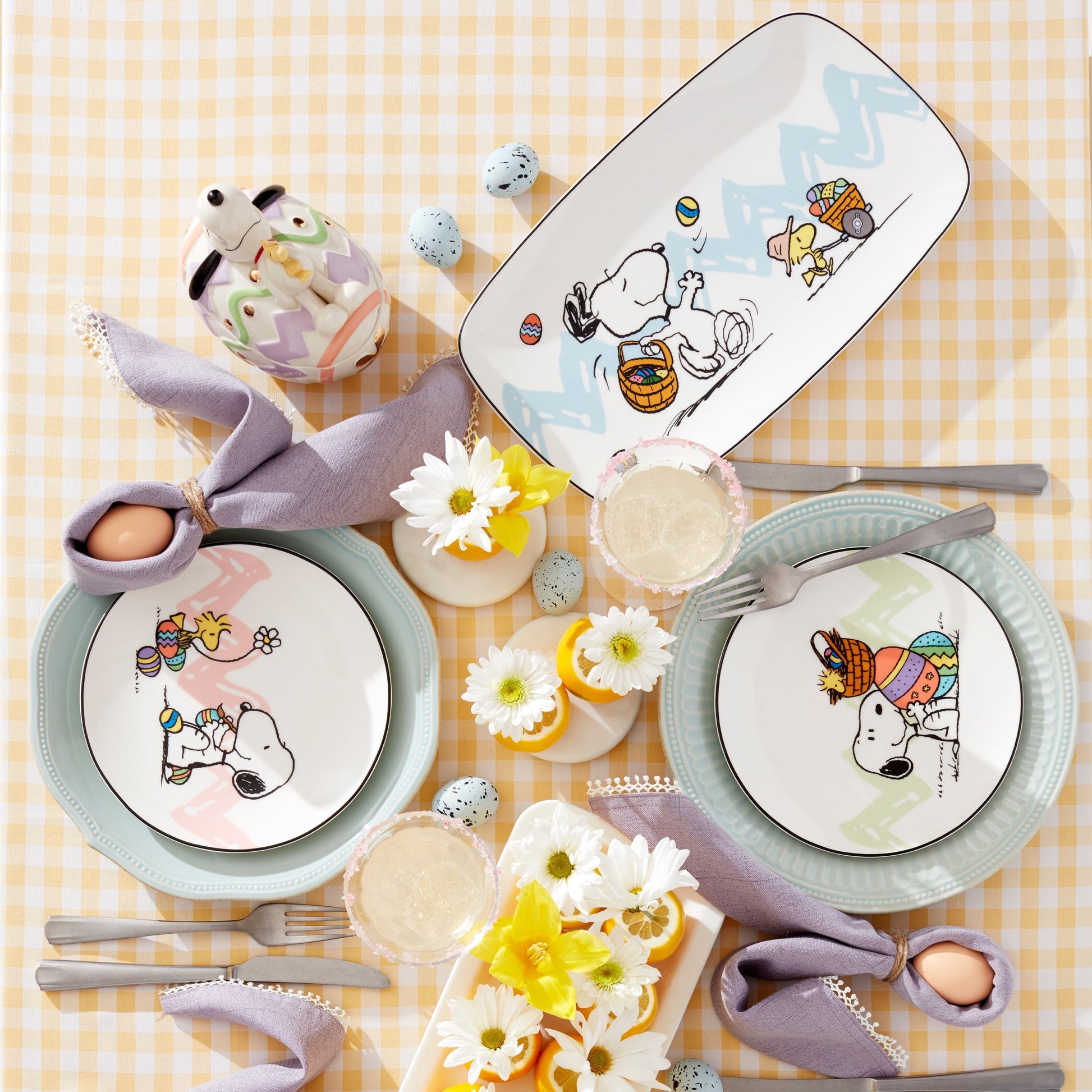 Snoopy Easter Accent Plates, Set of 4