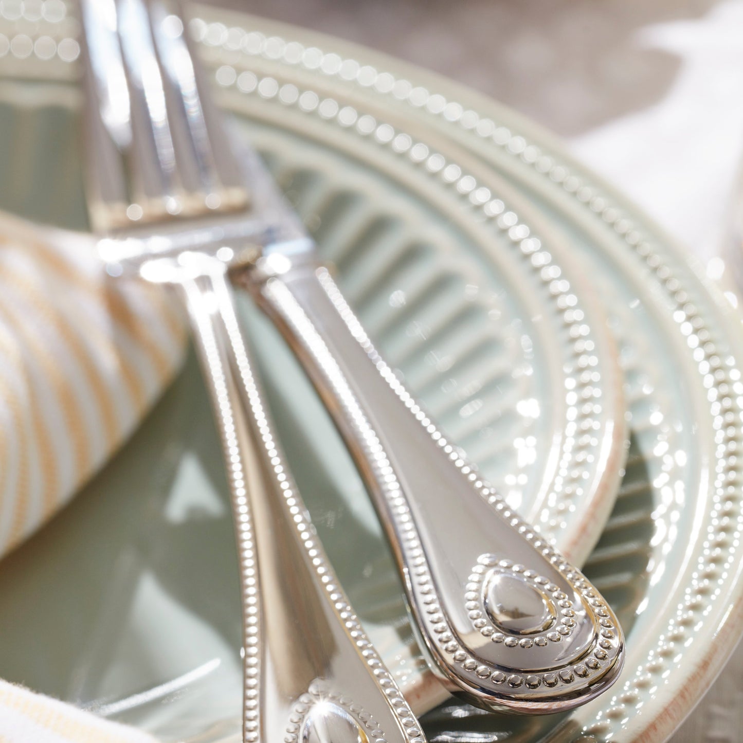 French Perle Groove Ice Blue 12-Piece Place Setting