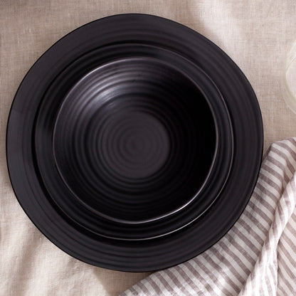 Ridge Black Salad Plate