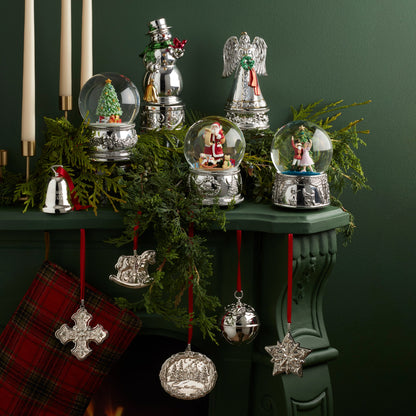 Christmas Tree Musical Snow Globe