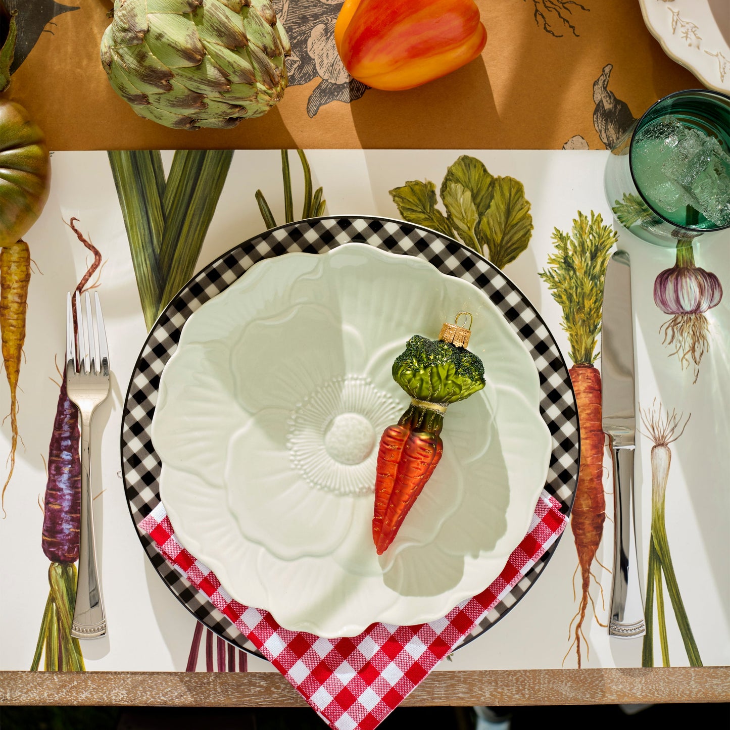 Butterfly Meadow Floral Green Accent Plates, Set of 4