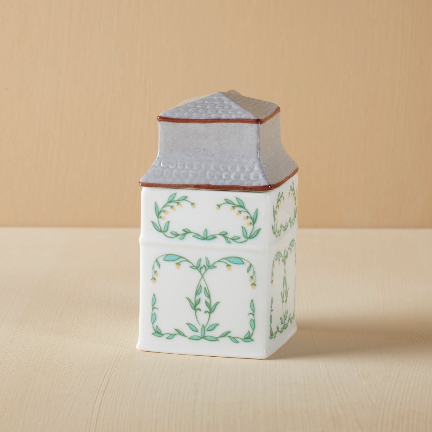 Lenox Spice Village Nutmeg Spice Jar