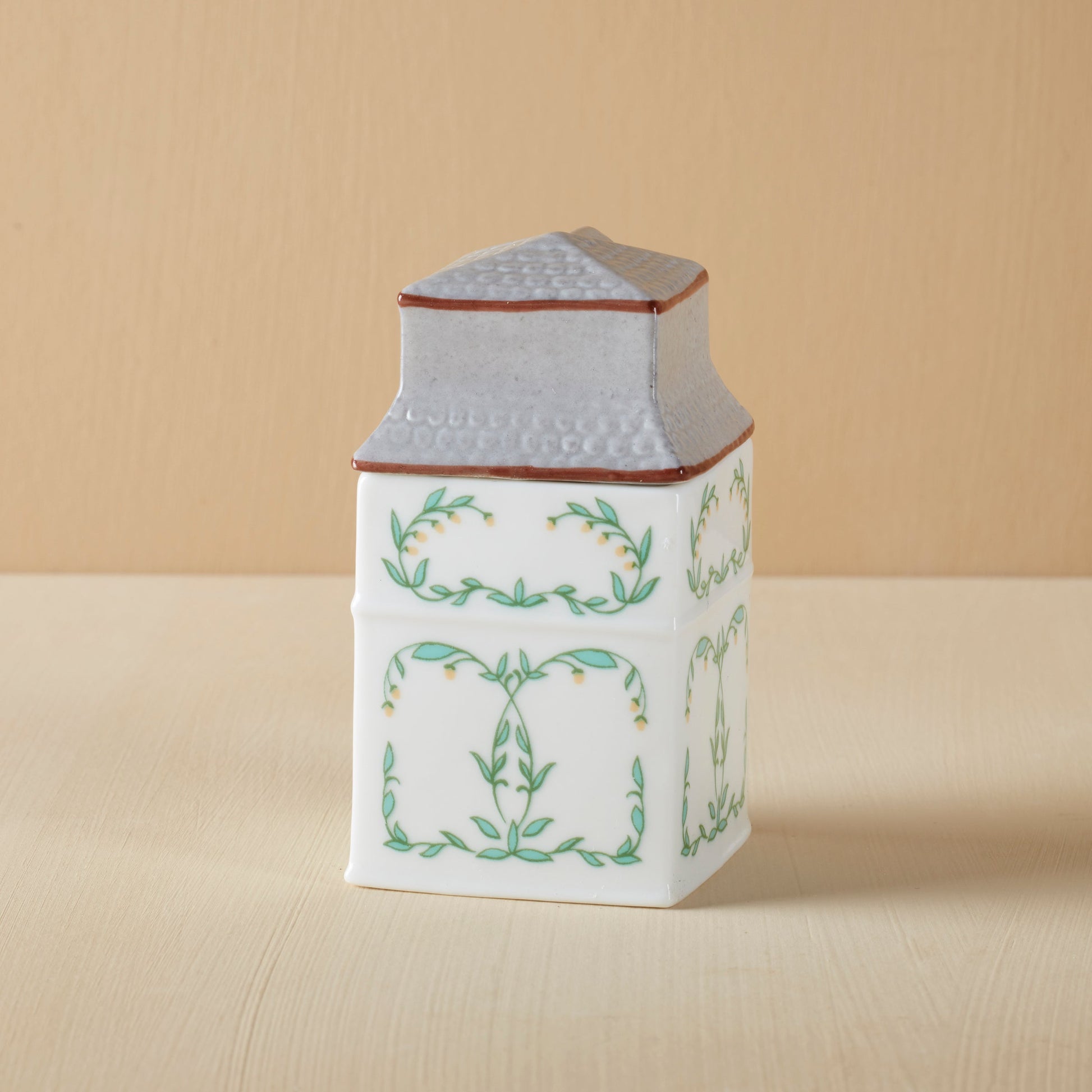 Lenox Spice Village Nutmeg Spice Jar