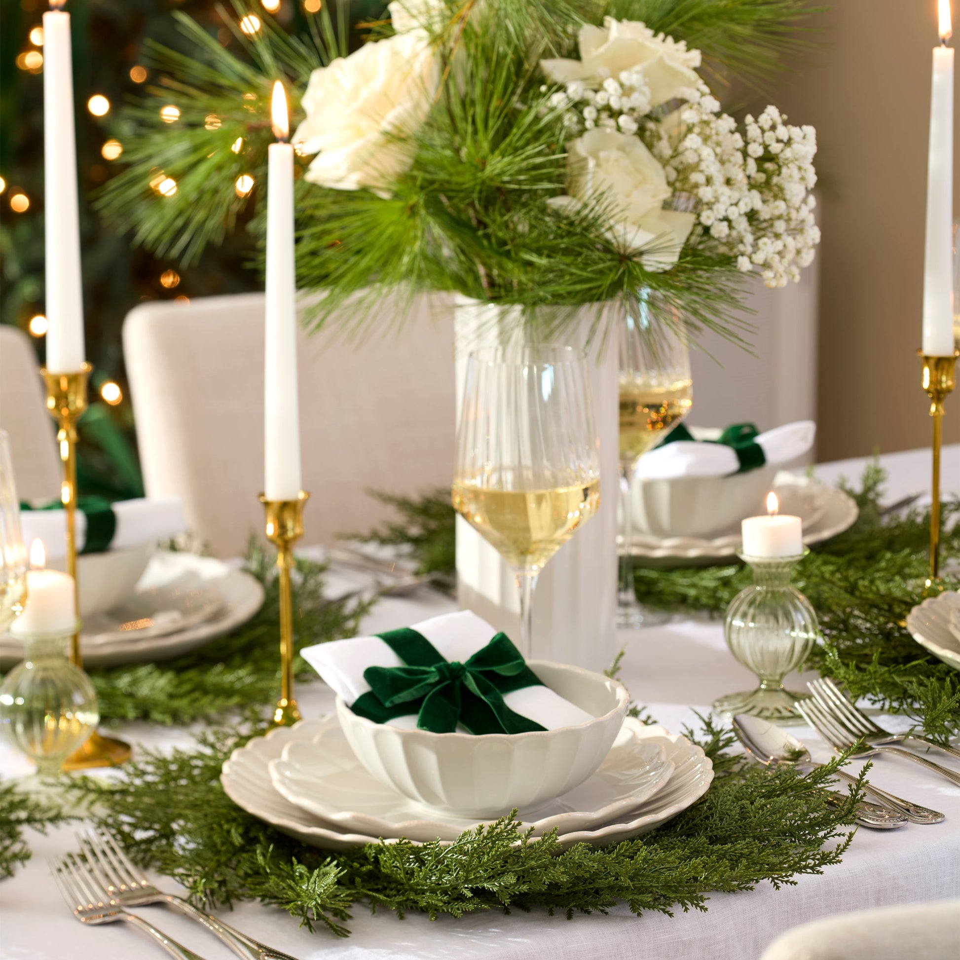 French Perle Scallop White Dinner Plates, Set of 4