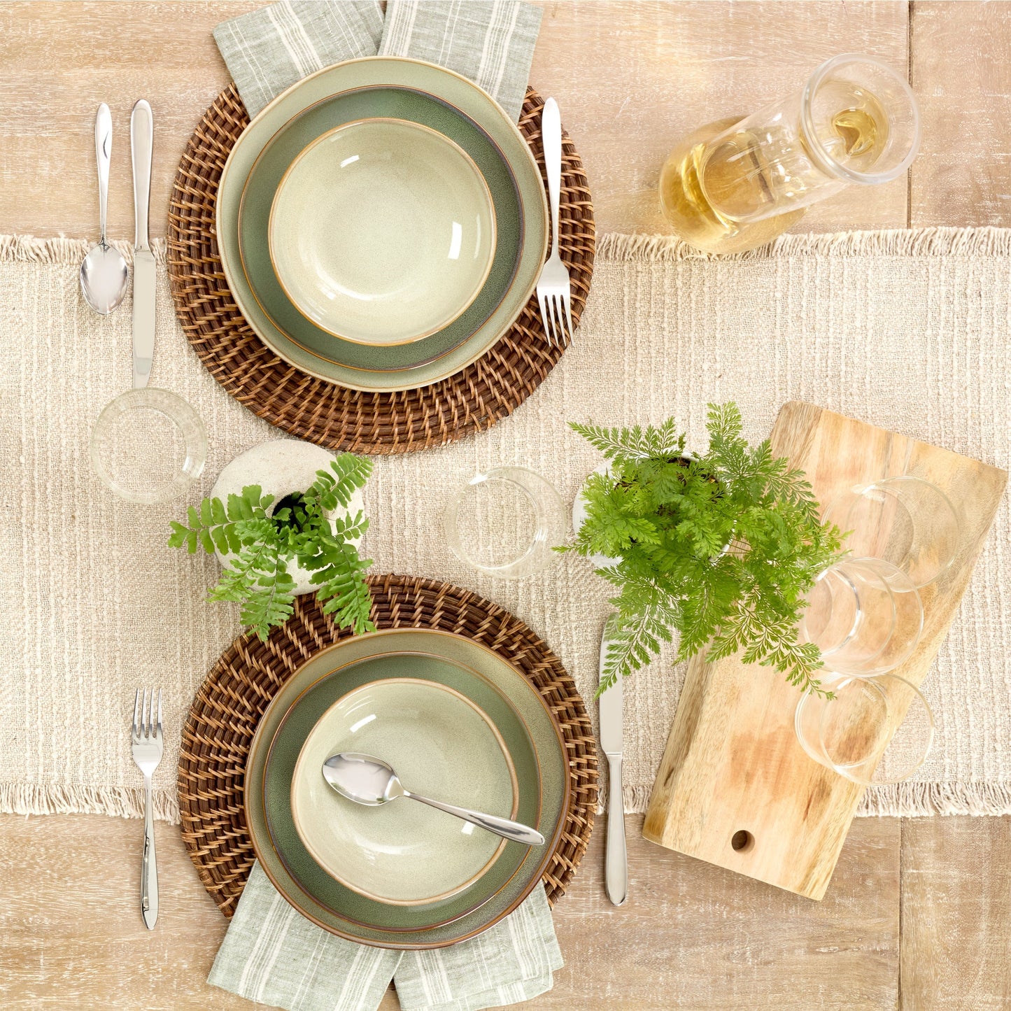 Organic Shades Sage Green 12-Piece Dinnerware Set