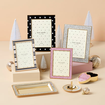 Sitting Pretty Stripe 4x6 Photo Frame