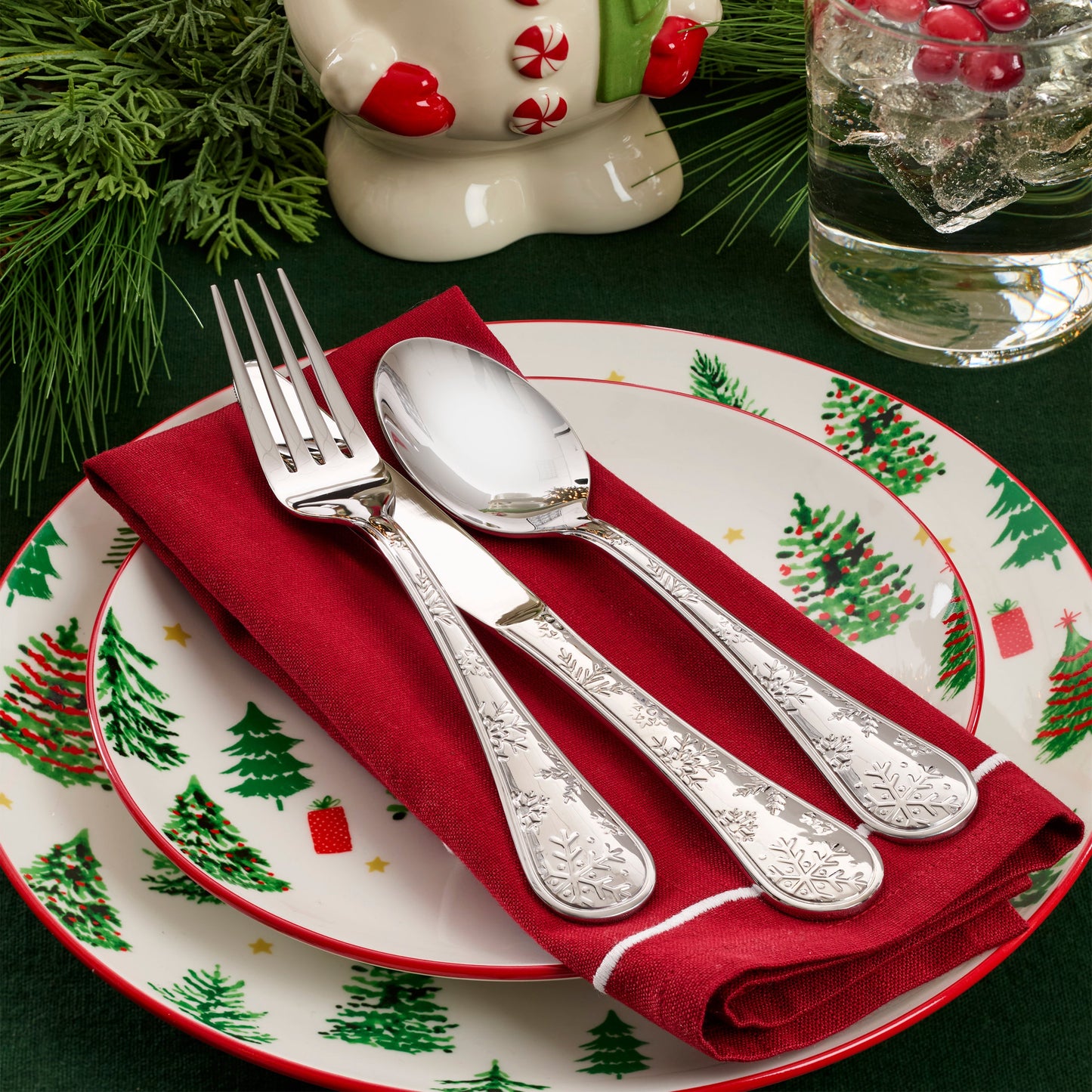 Snowflake Wishes 12-Piece Flatware Set