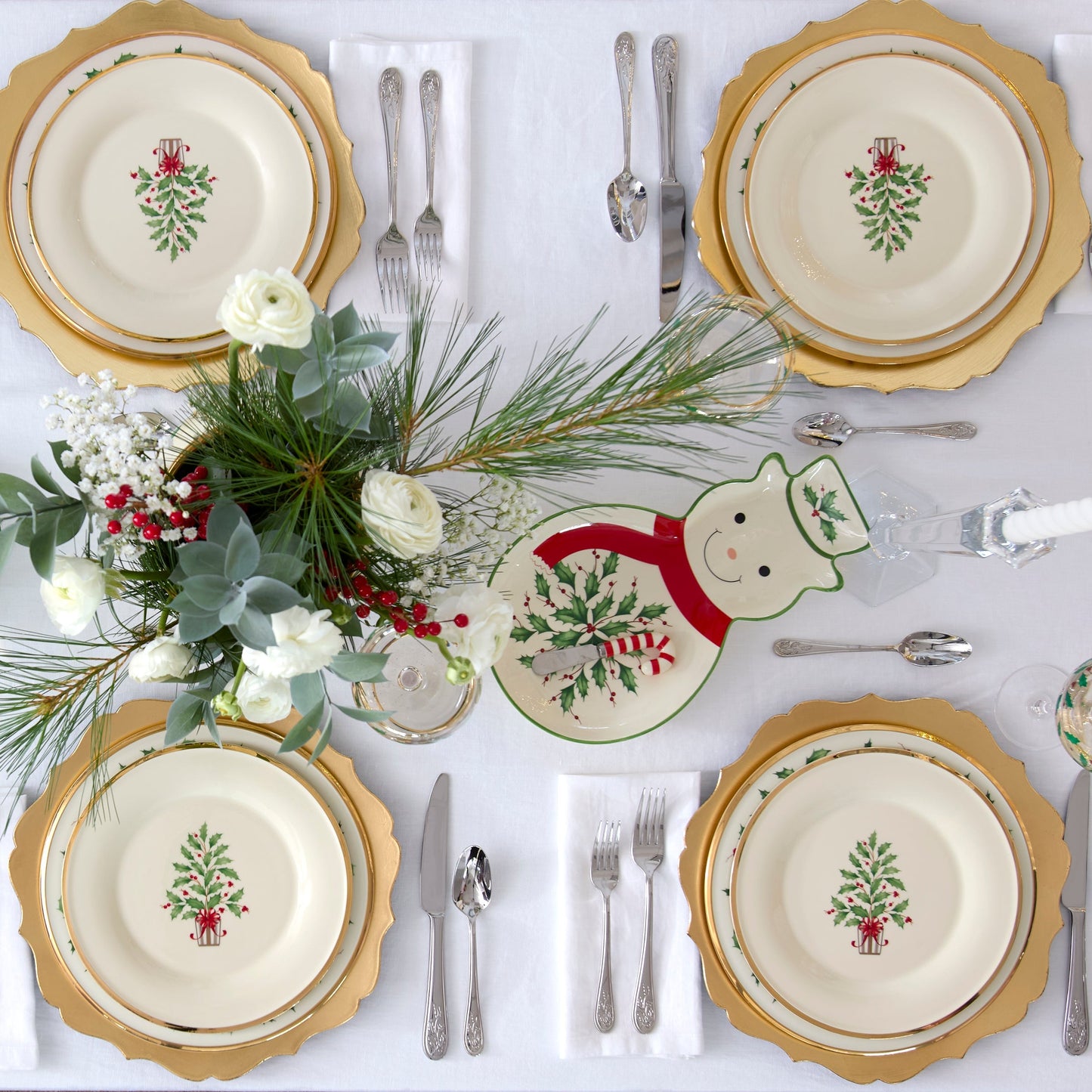 Holiday Tree Accent Plates, Set of 4