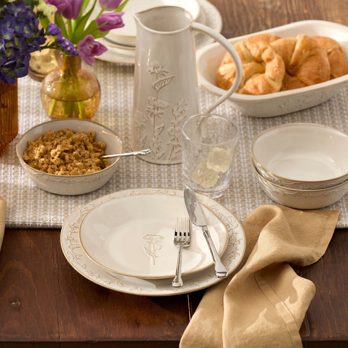 Homespun 16-Piece Dinnerware Set