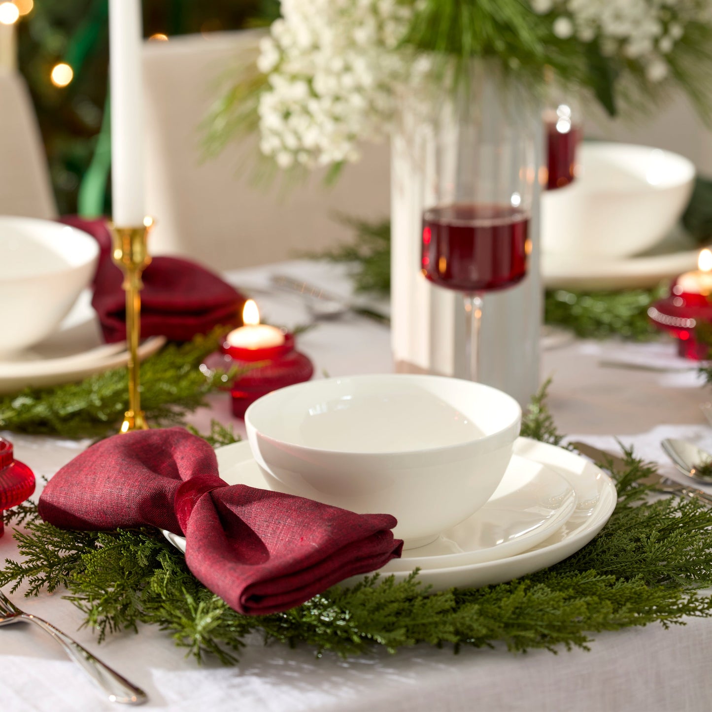 Studio 1414 Coupe 24-Piece Dinnerware Set