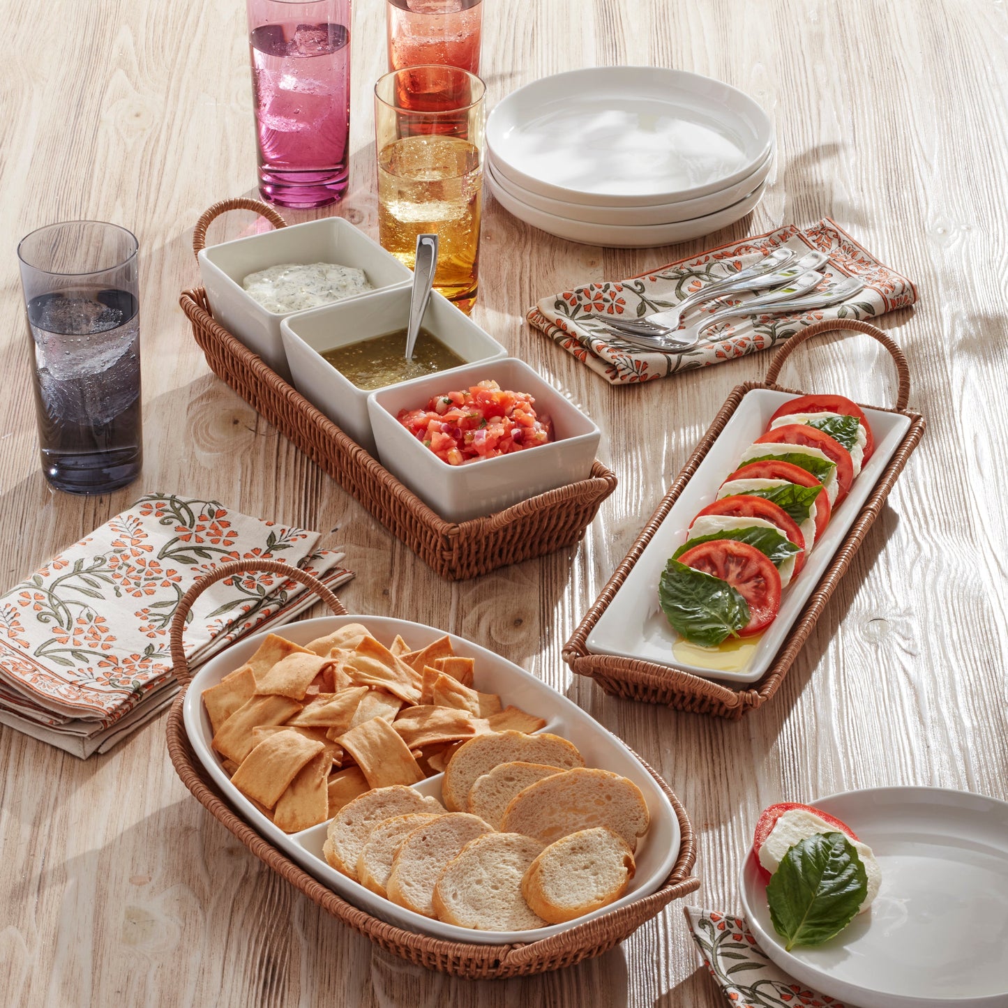 Willow & White, Hors D'Oeuvres Tray with Server
