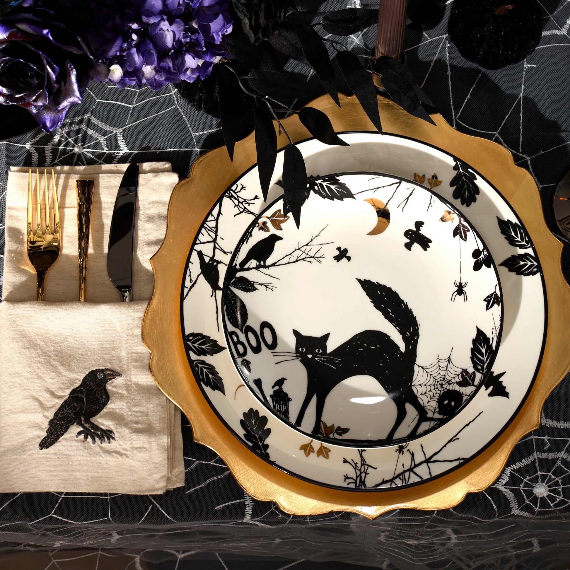 Haunted Halloween Accent Plates, Set of 4