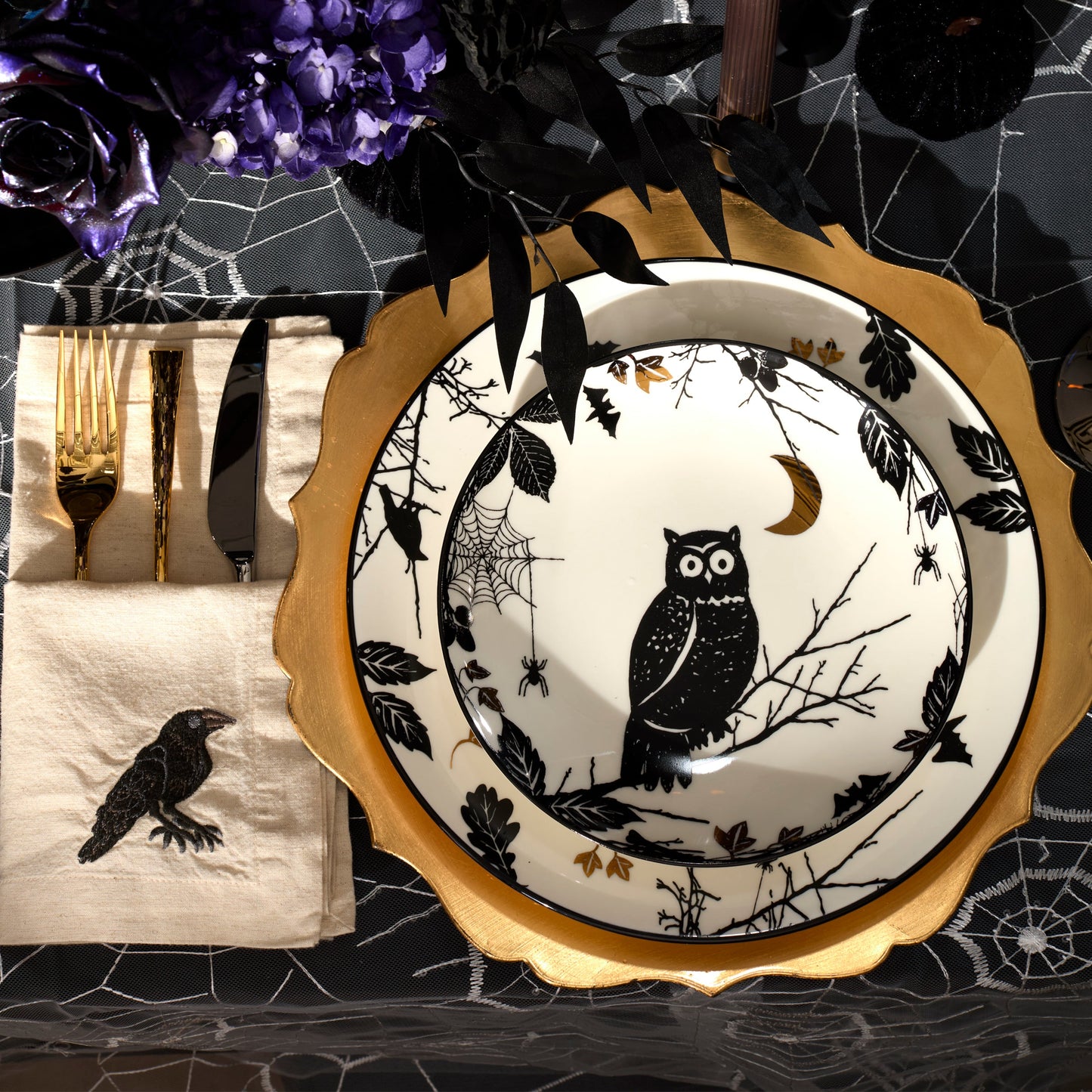 Haunted Halloween Accent Plates, Set of 4
