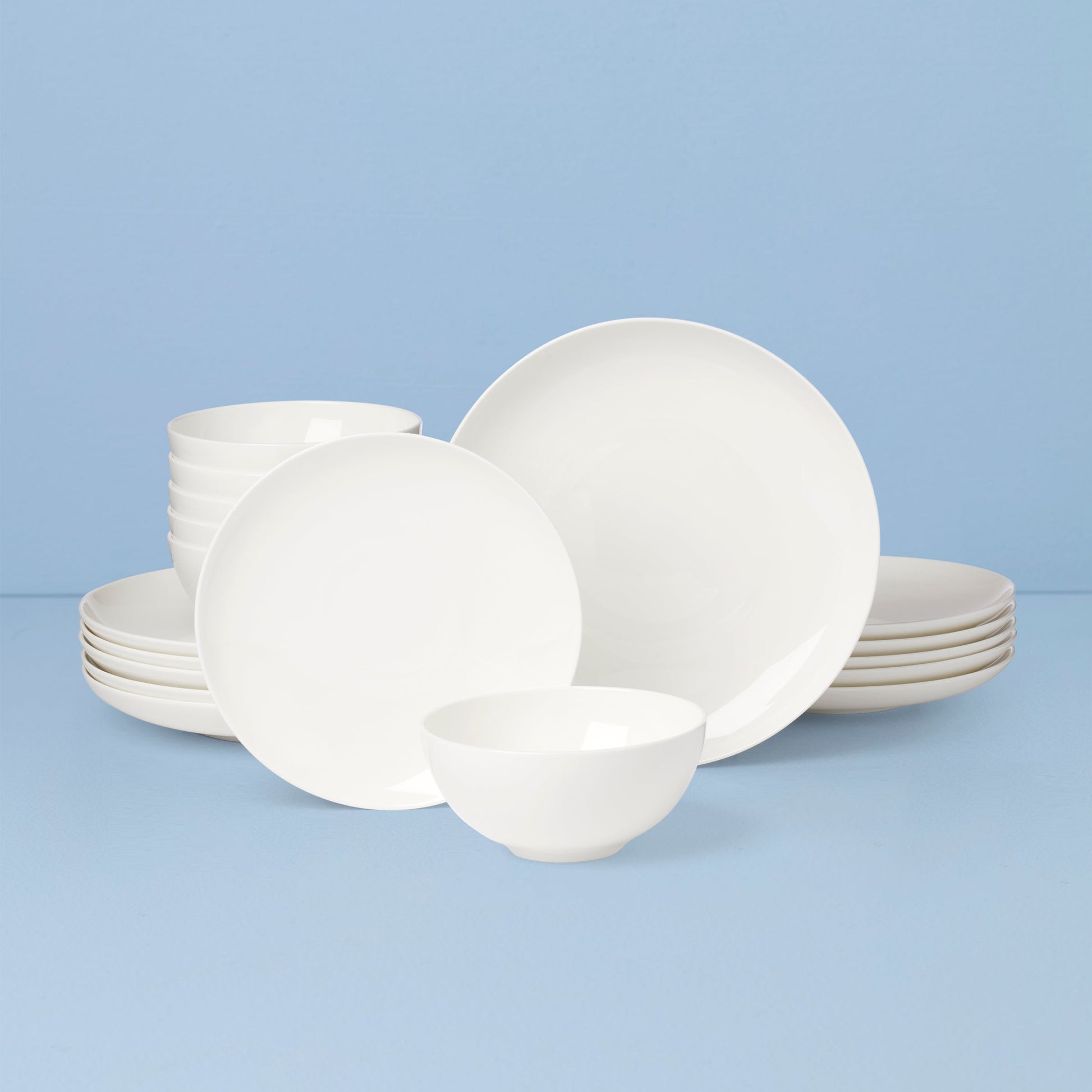 Studio 1414 Coupe 18-Piece Dinnerware Set