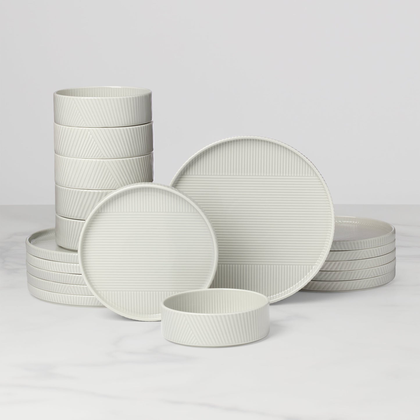 Modulus Vapor 18-Piece Dinnerware Set