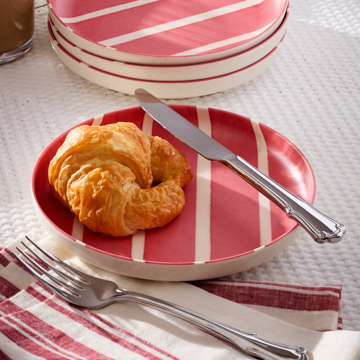 24 Seven Melamine Aweigh We Go 24-Piece Dinnerware Set