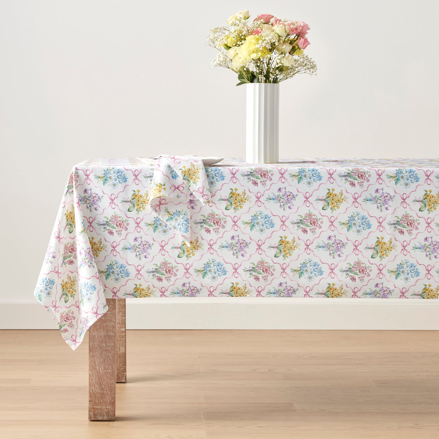 Bouquet Ribbon 60x102 Tablecloth