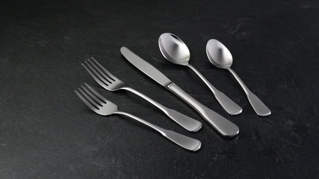 Colonial Boston 20-Piece Flatware Set