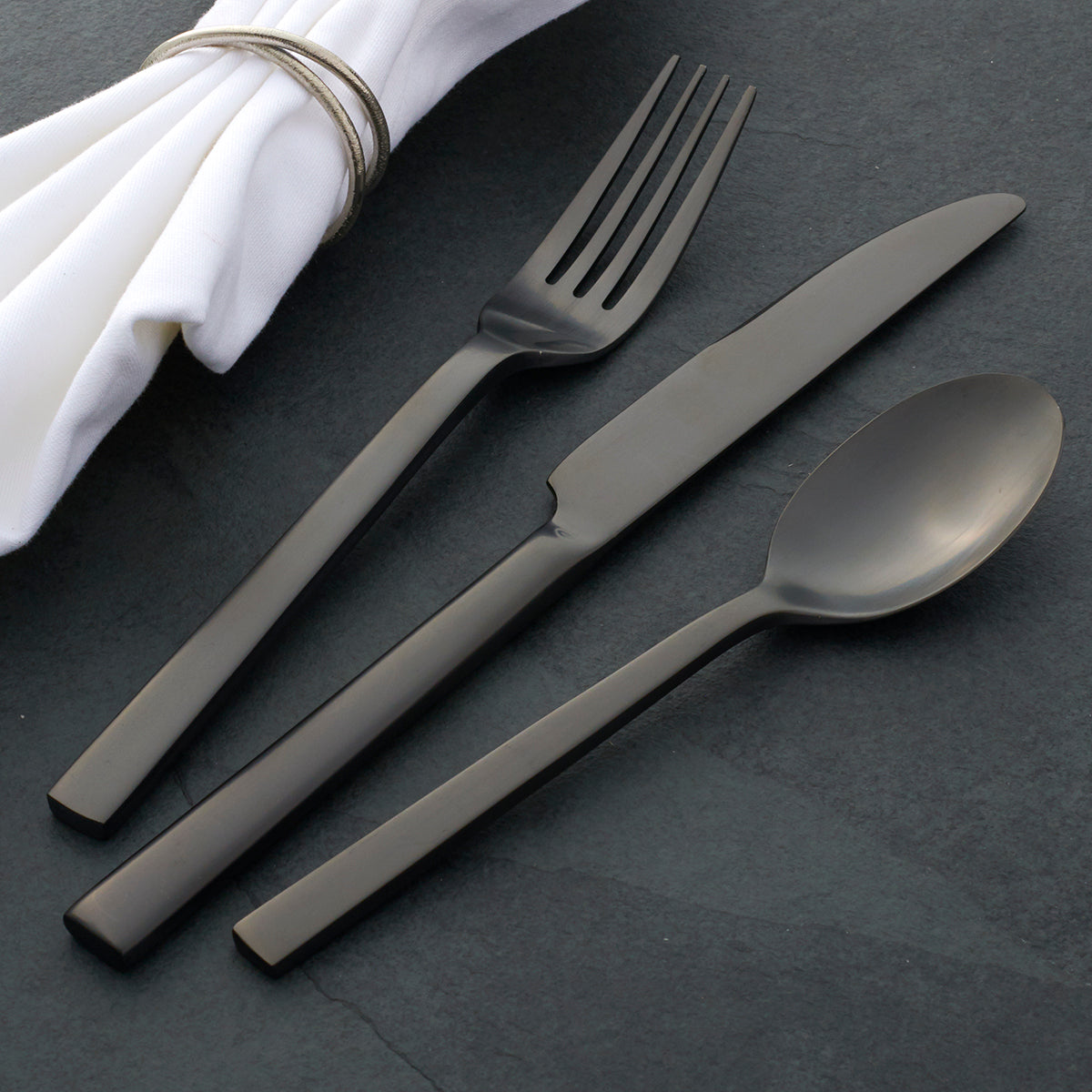 Chefs Table Midnight Matte 20-Piece Flatware Set