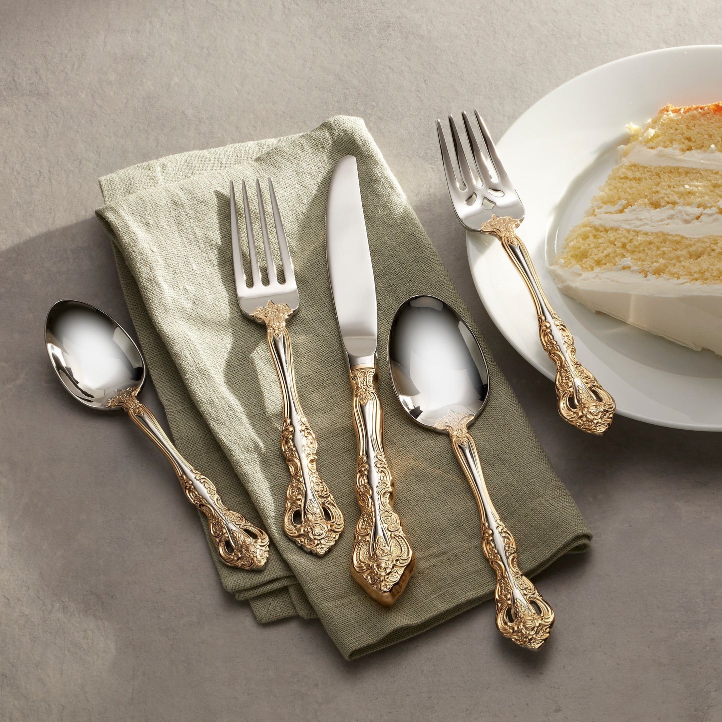 Golden Michelangelo 20-Piece Flatware Set